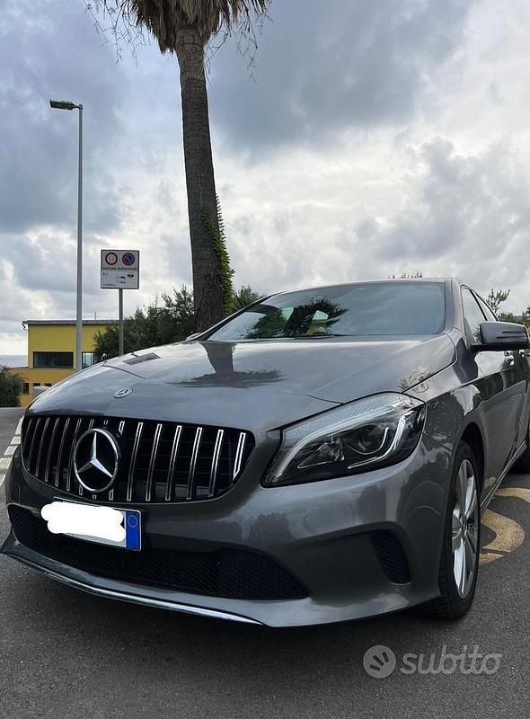 Usata Mercedes A180 2017 Grigio Utilitaria