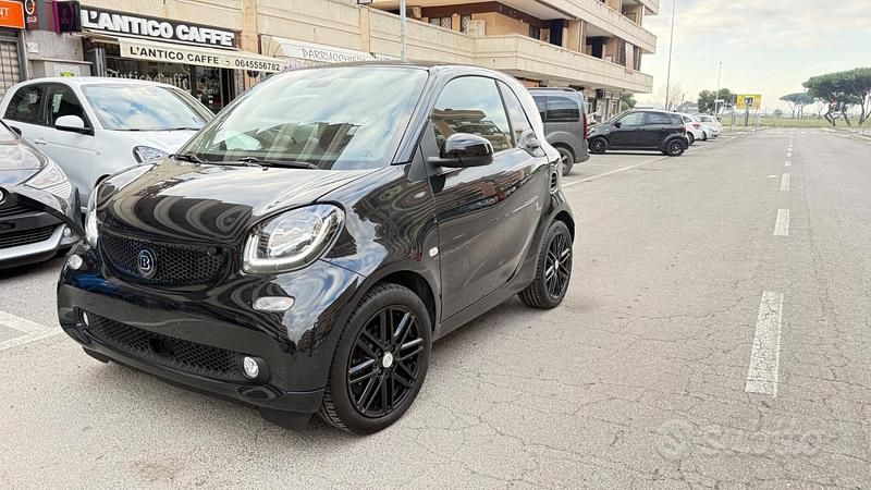 Usata Smart ForTwo Coupé Prime 90 CV (66 kW) 2019 Nero Coupé