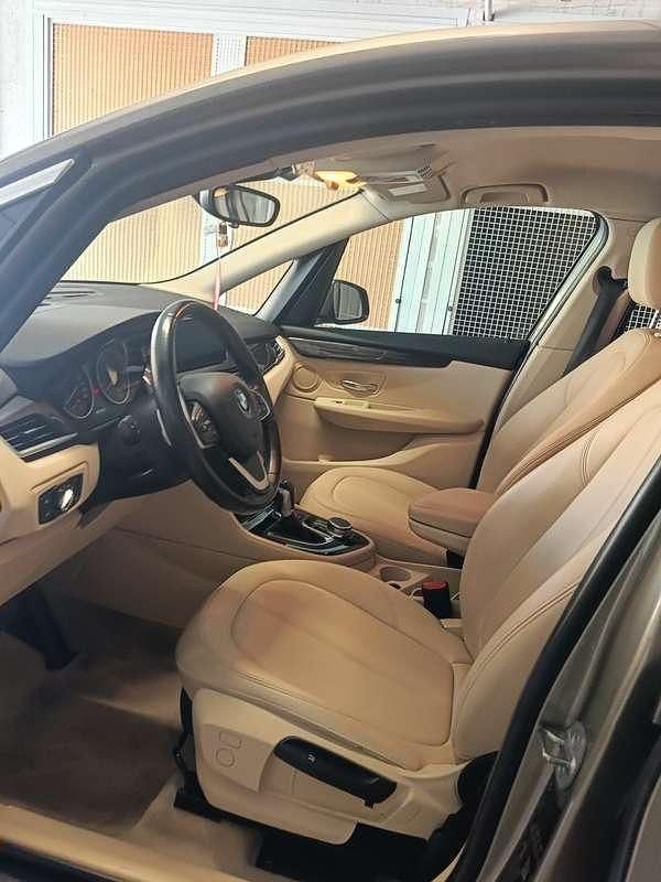 Usata BMW 218 Active Tourer Luxury Line 150 CV (110 kW) 2017 Grigio Monovolume