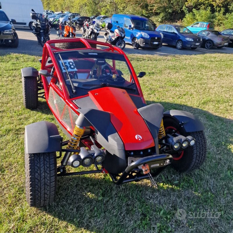 Usata Ariel Nomad 235 CV (172 kW) 2015 Rosso SUV