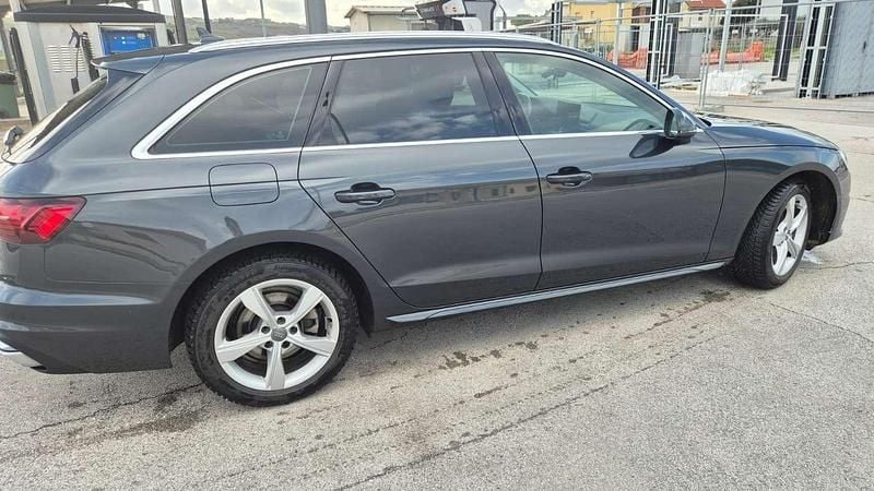 Usata Audi A4 Advanced Plus 163 CV (119 kW) 2020 Grigio Station wagon