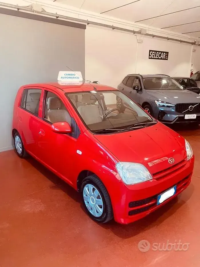 Usata Daihatsu Cuore 58 CV (42 kW) 2006 Rosso Utilitaria