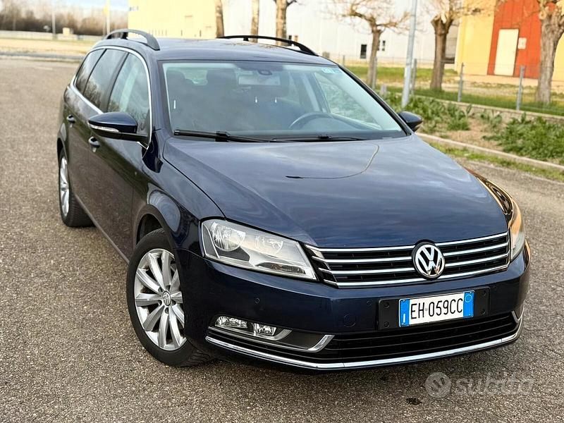 Usata VW Passat 150 CV (110 kW) 2011 Blu Station wagon