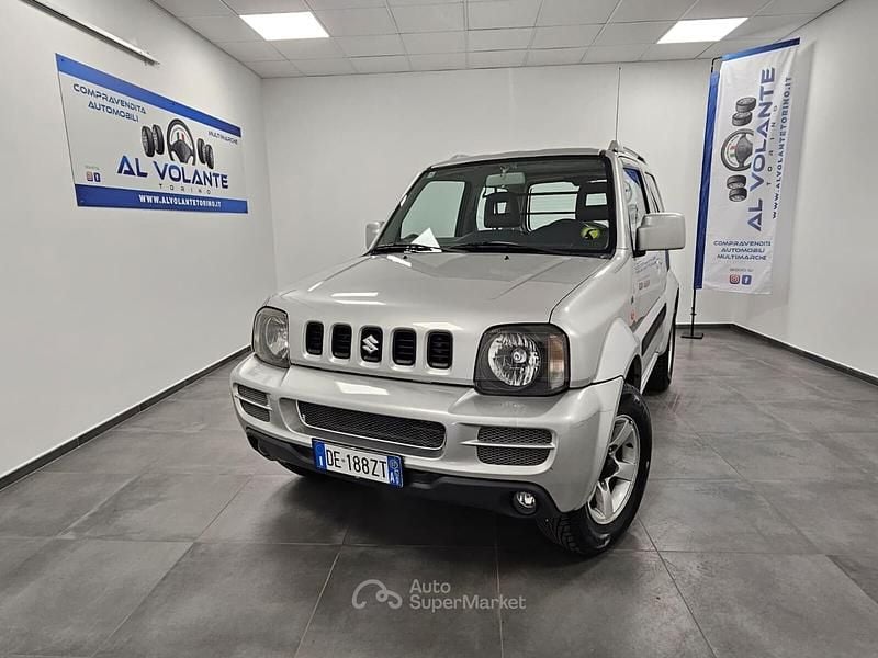 Usata Suzuki Jimny 86 CV (63 kW) 2007 Argento SUV