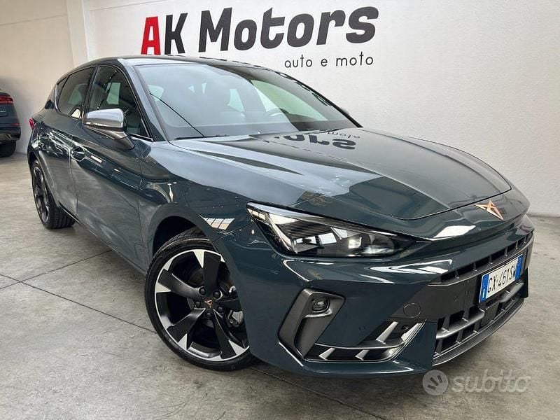 Usata Cupra Leon 150 CV (110 kW) 2025 Grigio Berlina