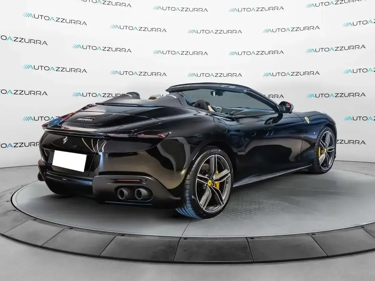 Usata Ferrari Roma 620 CV (456 kW) 2025 Nero Cabrio