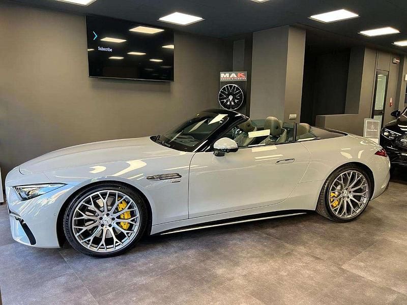 Usata Mercedes SL63 AMG Premium Plus 585 CV (430 kW) 2023 Grigio alpi Cabrio