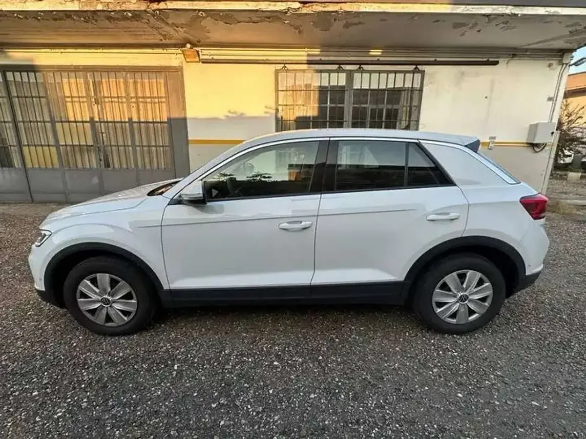Usata VW T-Roc 110 CV (80 kW) 2023 Bianco SUV