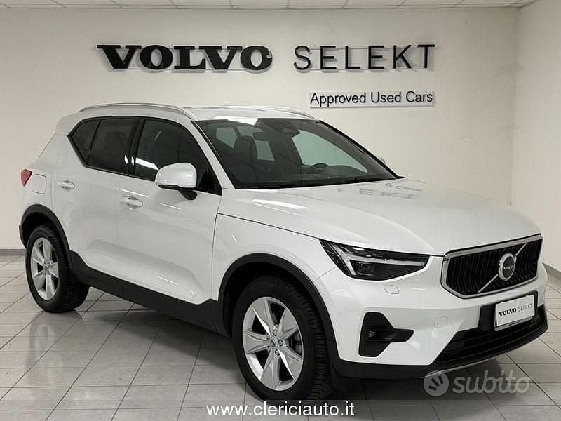Usata Volvo XC40 Core 163 CV (119 kW) 2025 Bianco SUV