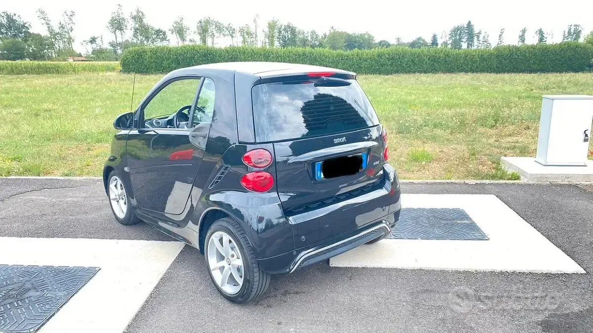 Usata Smart ForTwo Coupé Pulse 71 CV (52 kW) 2012 Nero Coupé