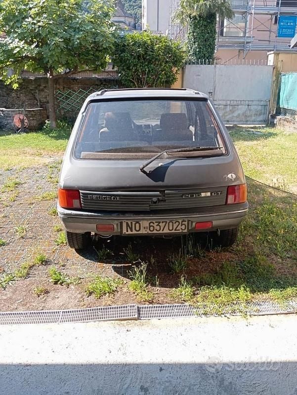 Usata Peugeot 205 GTi 83 CV (61 kW) 1988 Grigio Utilitaria