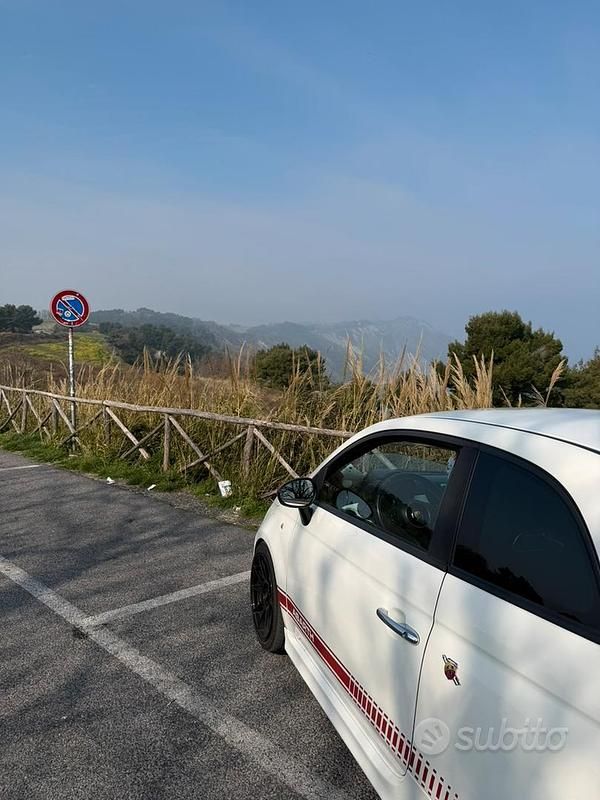 Usata Abarth 500 Esseesse 230 CV (169 kW) 2008 Bianco Utilitaria