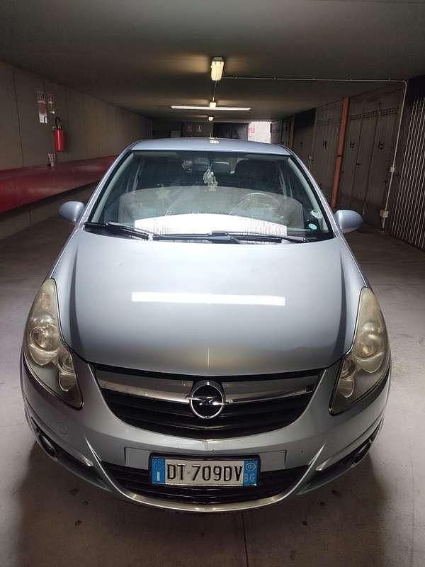 Usata Opel Corsa Sport 80 CV (58 kW) 2008 Grigio Utilitaria