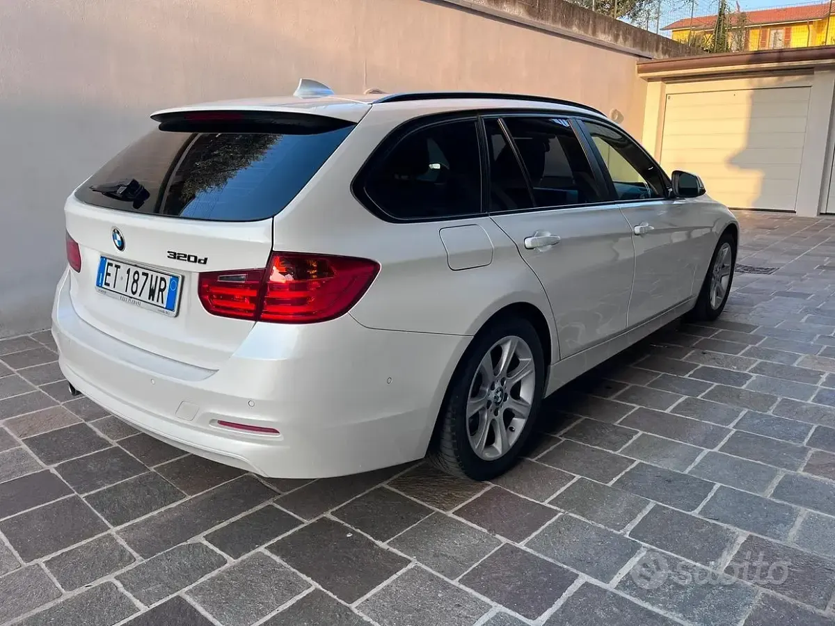 Usata BMW 320 Advantage 184 CV (135 kW) 2014 Bianco Station wagon