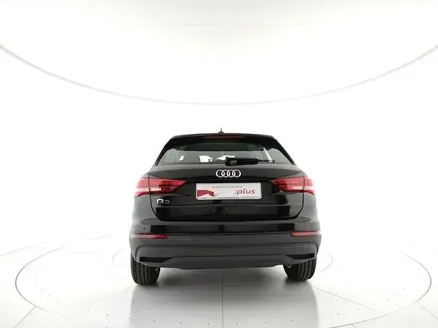 Usata Audi Q3 Business 150 CV (110 kW) 2021 Nero mito metallizzato SUV
