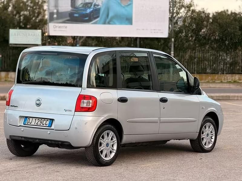 Usata Fiat Multipla 92 CV (67 kW) 2007 Grigio Monovolume