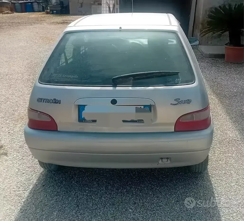 Usata Citroën Saxo 57 CV (41 kW) 1999 Grigio Utilitaria