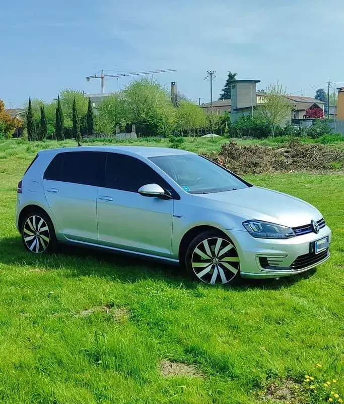 Usata VW Golf VII GTE 150 CV (110 kW) 2016 Berlina