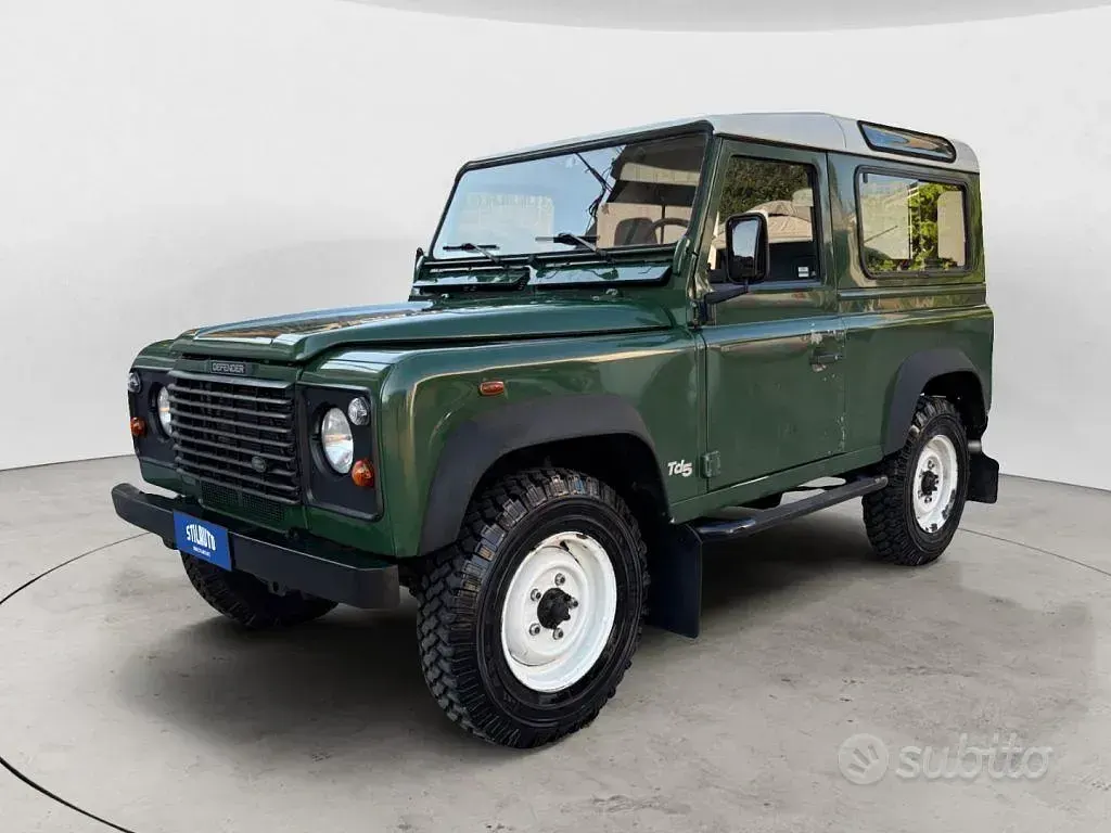 Usata Land Rover Defender 122 CV (89 kW) 2001 Station wagon