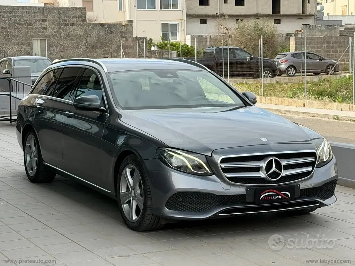 Usata Mercedes E220 194 CV (142 kW) 2017 Grigio Station wagon