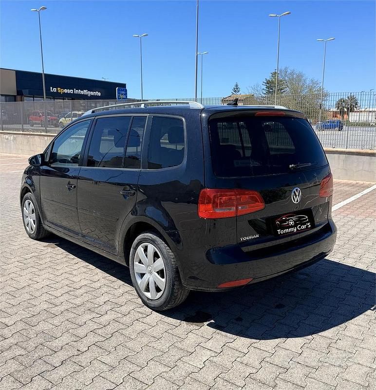 Usata VW Touran 105 CV (77 kW) 2016 Nero Monovolume