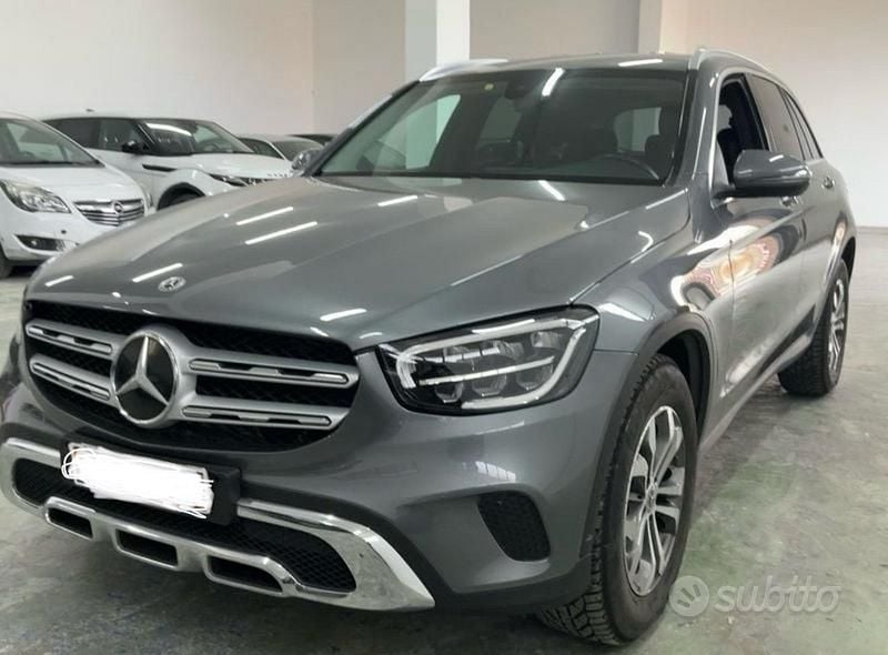 Usata Mercedes GLC220 Executive 195 CV (143 kW) 2022 Grigio SUV