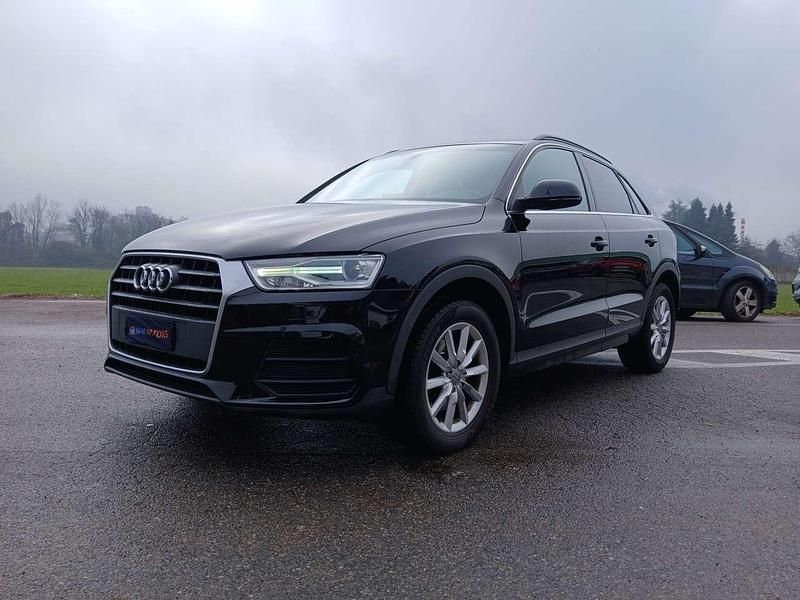 Usata Audi Q3 Business 150 CV (110 kW) 2016 Blu/azzurro SUV