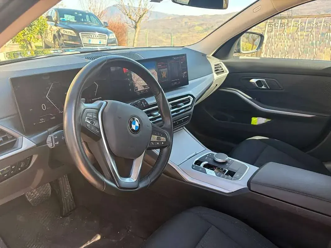 Usata BMW 320 Advantage 190 CV (139 kW) 2022 Nero Station wagon