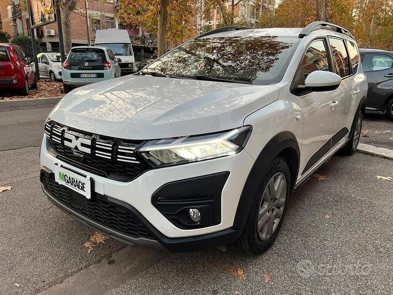 Bianco Usata 2023 Dacia Jogger Extreme Monovolume | 10.000 € (Super prezzo) - Immagine 1/4