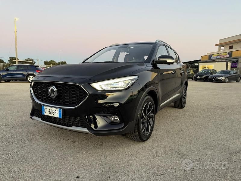 Usata MG ZS Luxury 111 CV (81 kW) 2024 Nero SUV