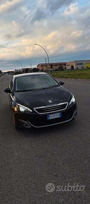 Usata Peugeot 308 Allure 120 CV (88 kW) 2016 Nero Berlina