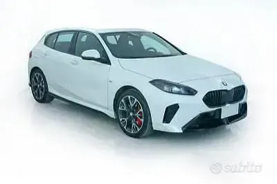 Usata BMW 118 M Sport 150 CV (110 kW) 2025 Bianco Utilitaria