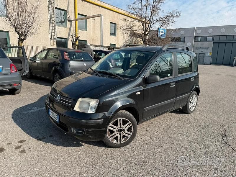 Nero Usata 2006 Fiat Panda Utilitaria | 1000 € (Super prezzo) - Immagine 1/4
