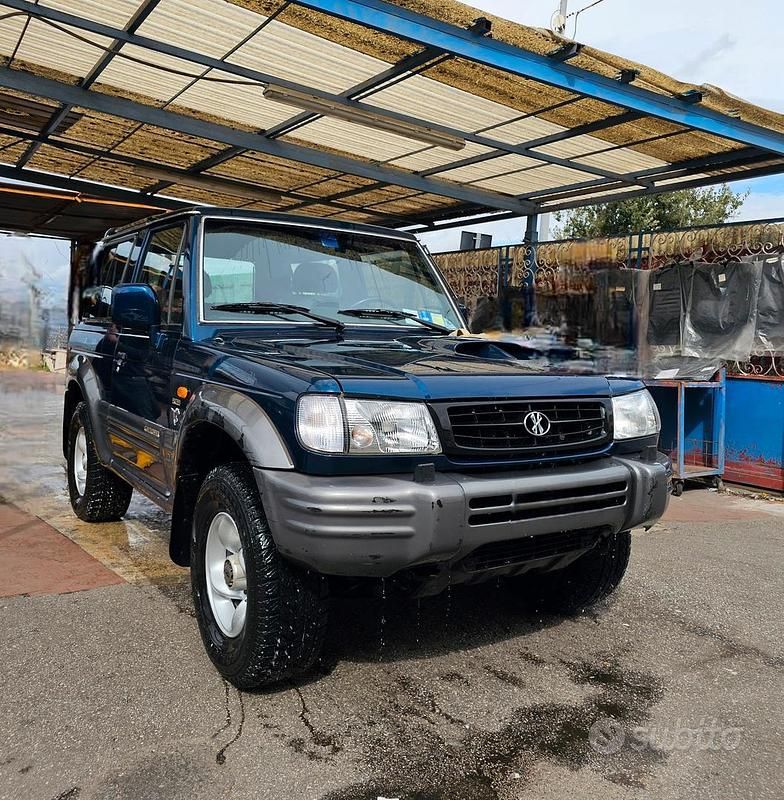 Usata Hyundai Galloper 101 CV (74 kW) 2001 Blu SUV