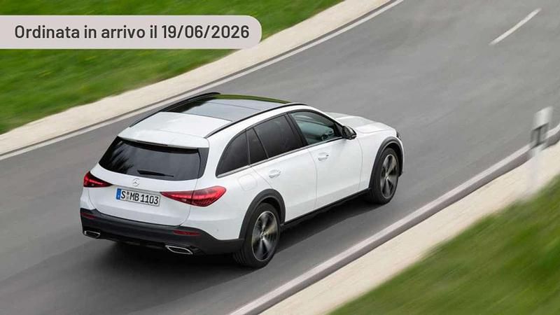 Argento Usata 2024 Mercedes C220 Premium Station wagon | 61.260 € - Immagine 1/4
