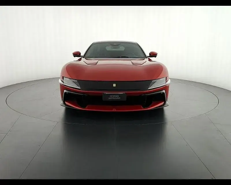Usata Ferrari 12 Cilindri 829 CV (609 kW) 2025 Rosso Coupé