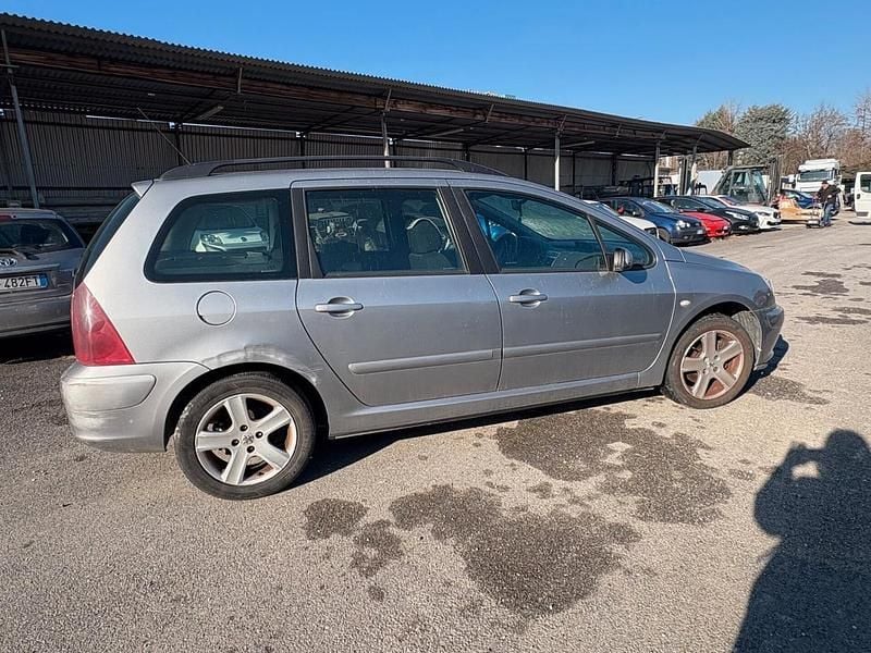 Usata Peugeot 307 109 CV (80 kW) 2005 Argento Station wagon