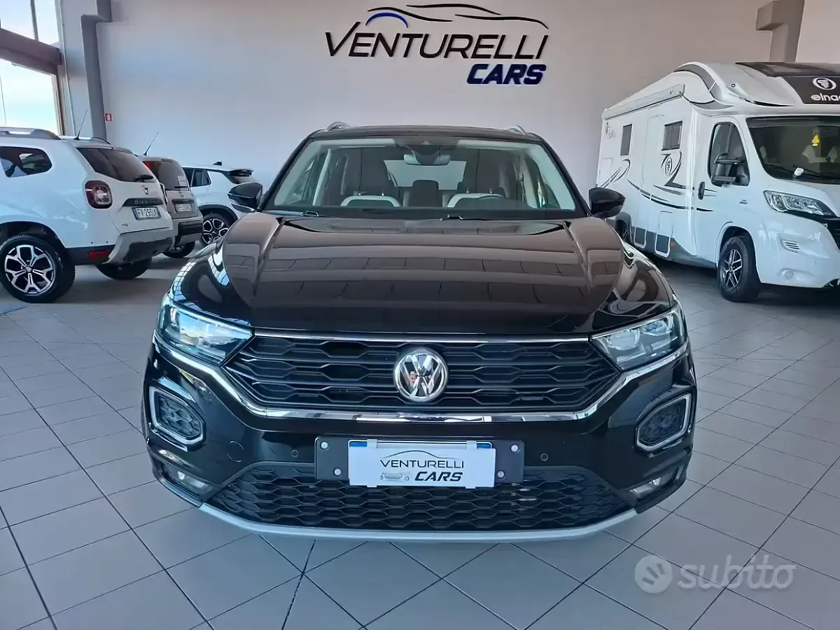 Usata VW T-Roc Advance 150 CV (110 kW) 2018 Nero SUV