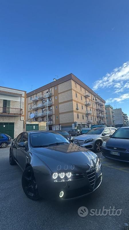 Usata Alfa Romeo 159 150 CV (110 kW) 2008 Grigio Berlina