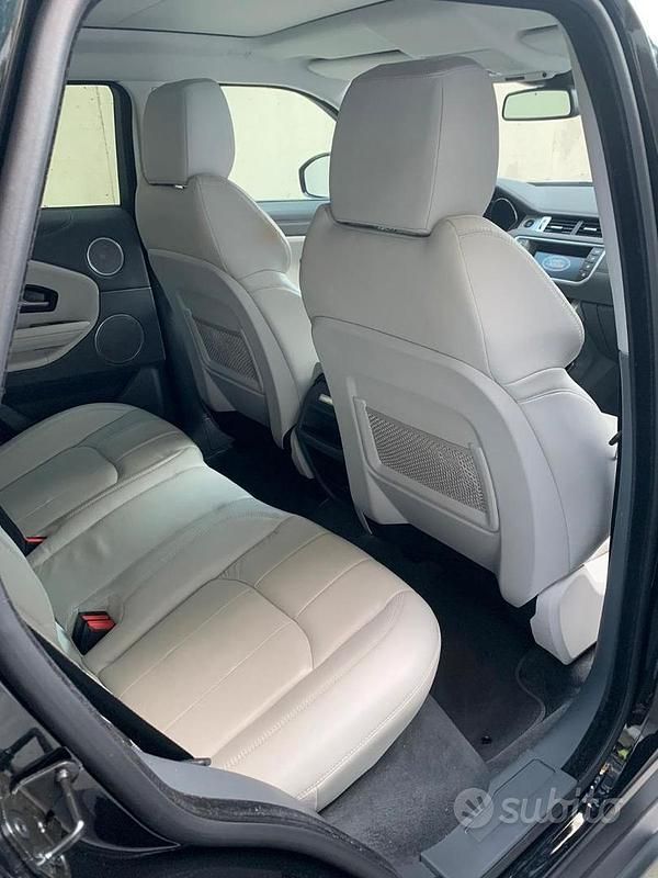 Usata Land Rover Range Rover evoque 180 CV (132 kW) 2017 Nero Monovolume