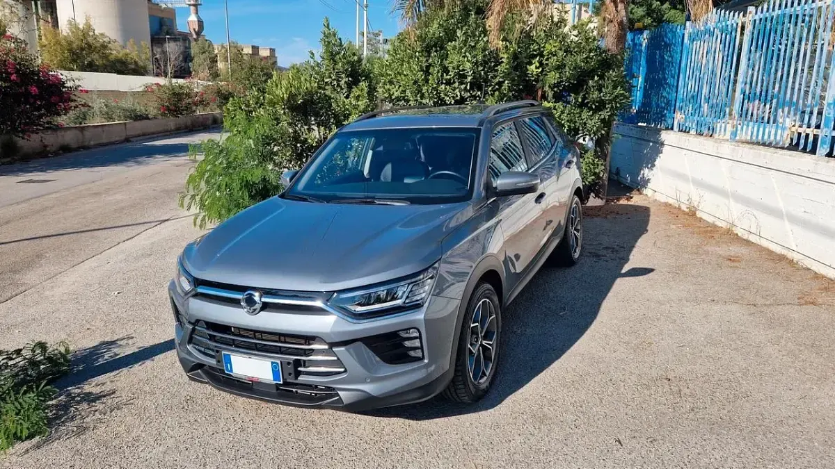 Usata SsangYong Korando 135 CV (99 kW) 2020 Argento Station wagon