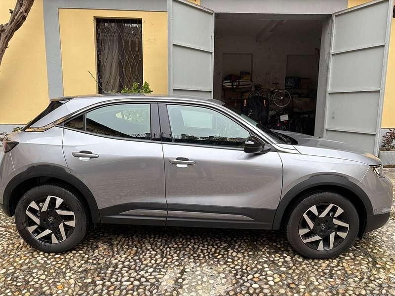 Usata Opel Mokka Elegance 101 CV (74 kW) 2021 Argento SUV