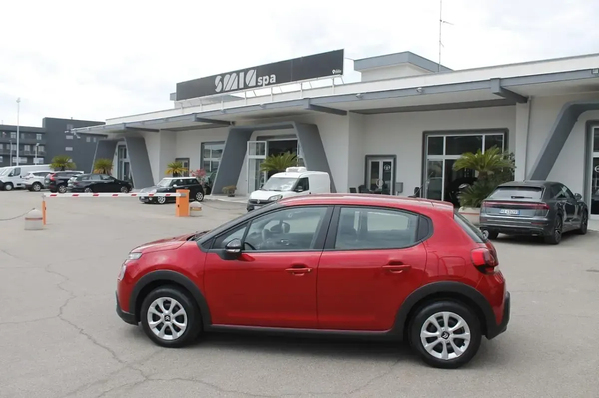 Usata Citroën C3 Feel 101 CV (74 kW) 2022 Rosso Utilitaria