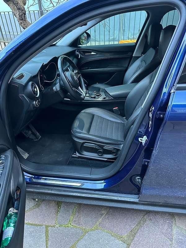 Usata Alfa Romeo Stelvio Executive 209 CV (153 kW) 2019 Blu/azzurro SUV