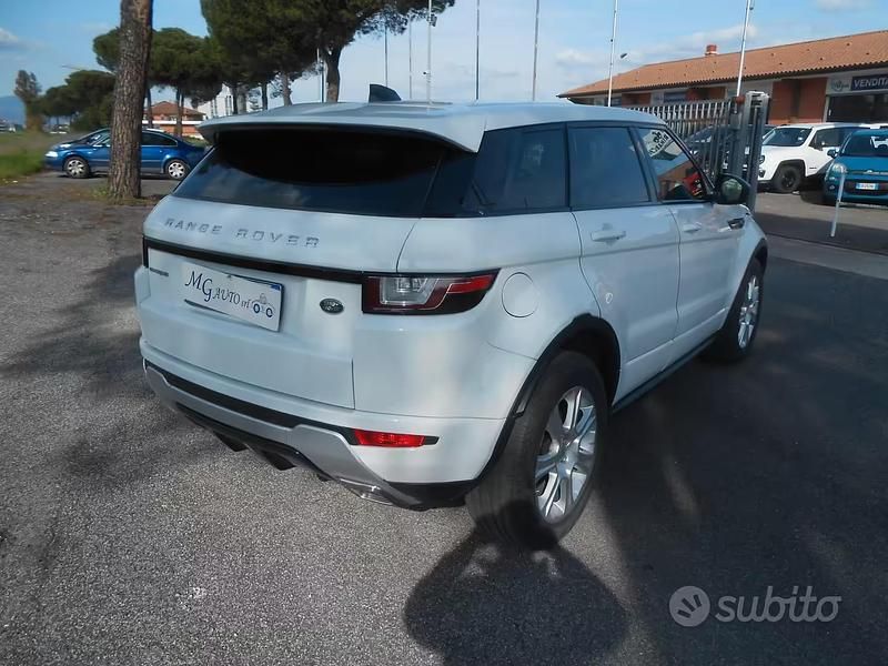 Usado Land Rover Range Rover evoque HSE 150 HP (110 kW) 2018 Branco SUV