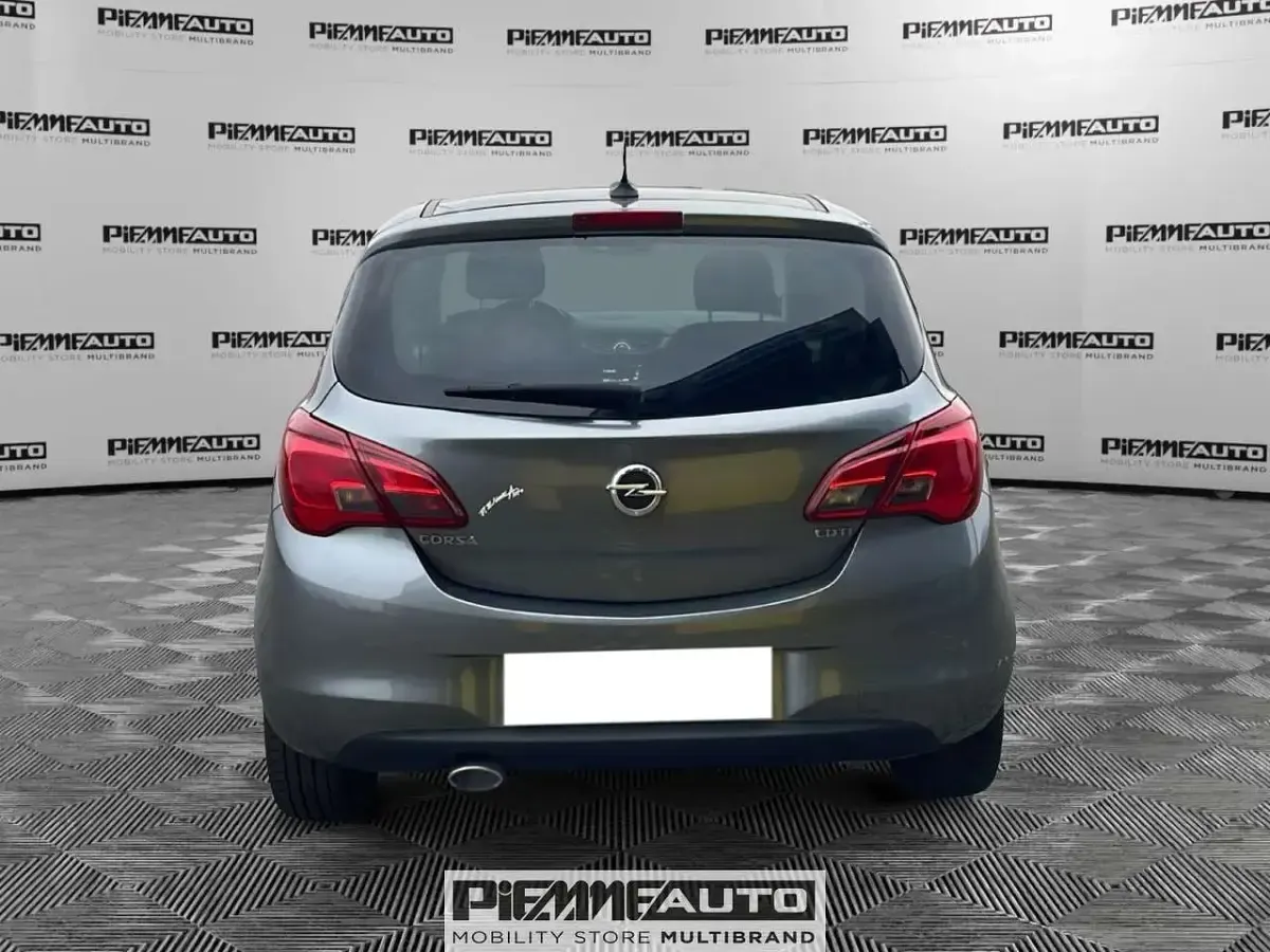 Usata Opel Corsa 75 CV (55 kW) 2018 Grigio Utilitaria