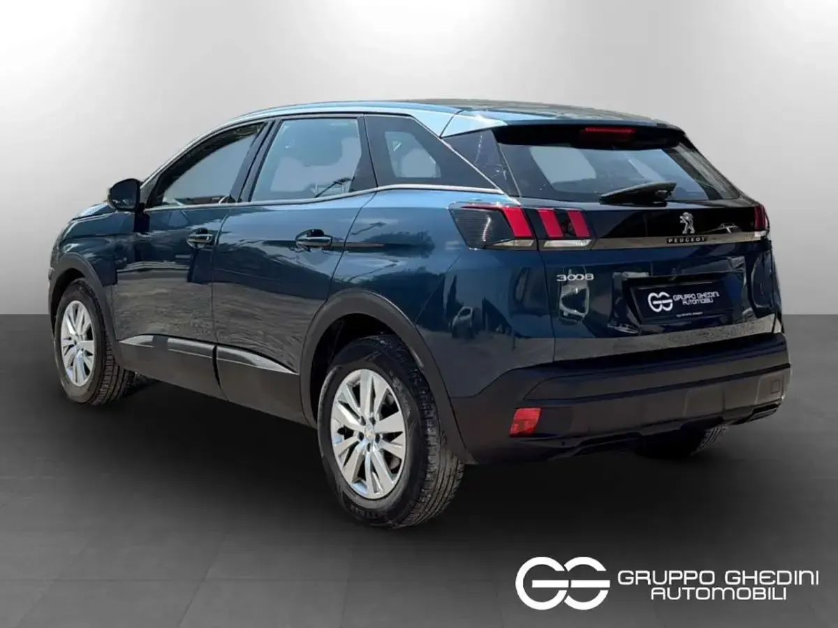 Usata Peugeot 3008 Active 131 CV (96 kW) 2023 Other SUV