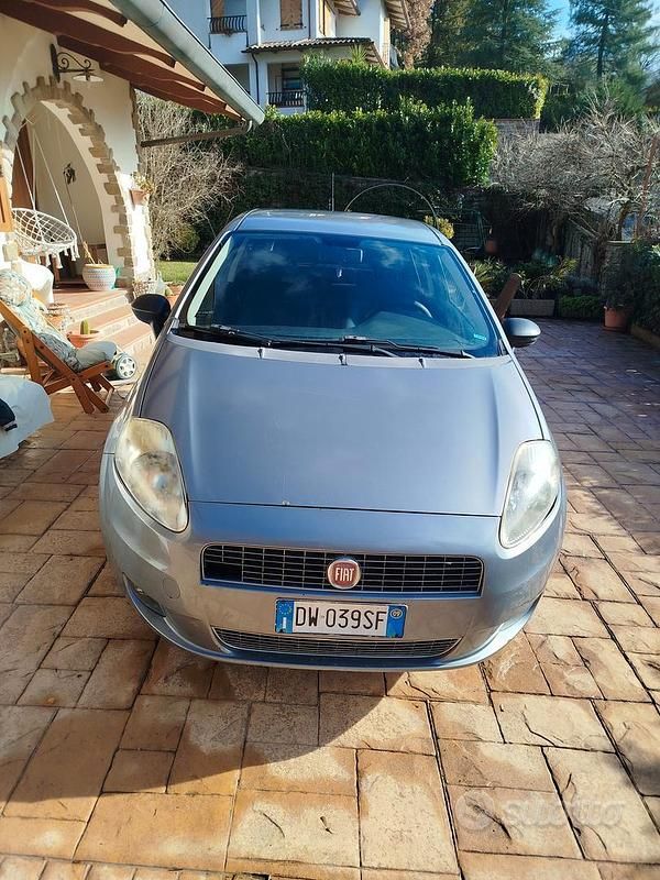 Usata Fiat Grande Punto 2009 Grigio Utilitaria