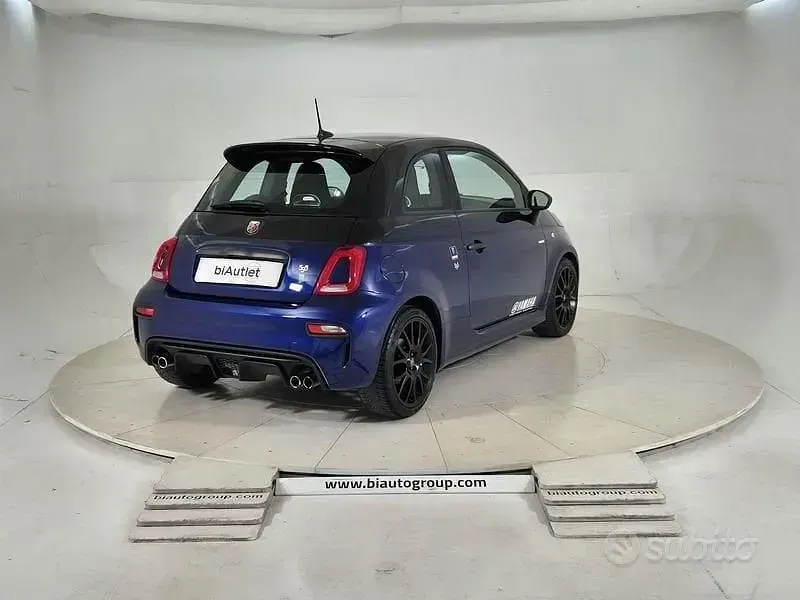 Usata Abarth 595 165 CV (121 kW) 2021 Blu/azzurro Berlina