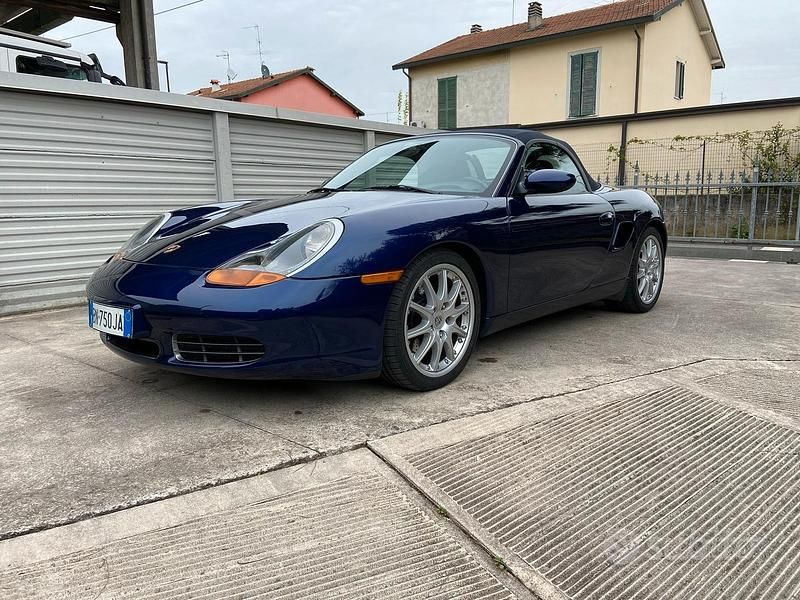 Usata Porsche Boxster 252 CV (185 kW) 2001 Blu Cabrio
